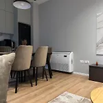Ideal *